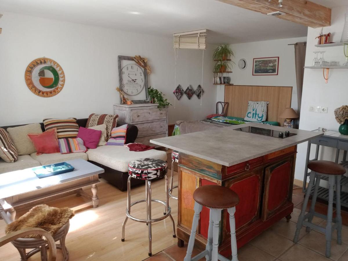 Belle Maison De Caractere Dans Village Et Sa Piscine Privee 7 Pers- 3 Chambres - 12 Rue Emile Zola Millas Buitenkant foto