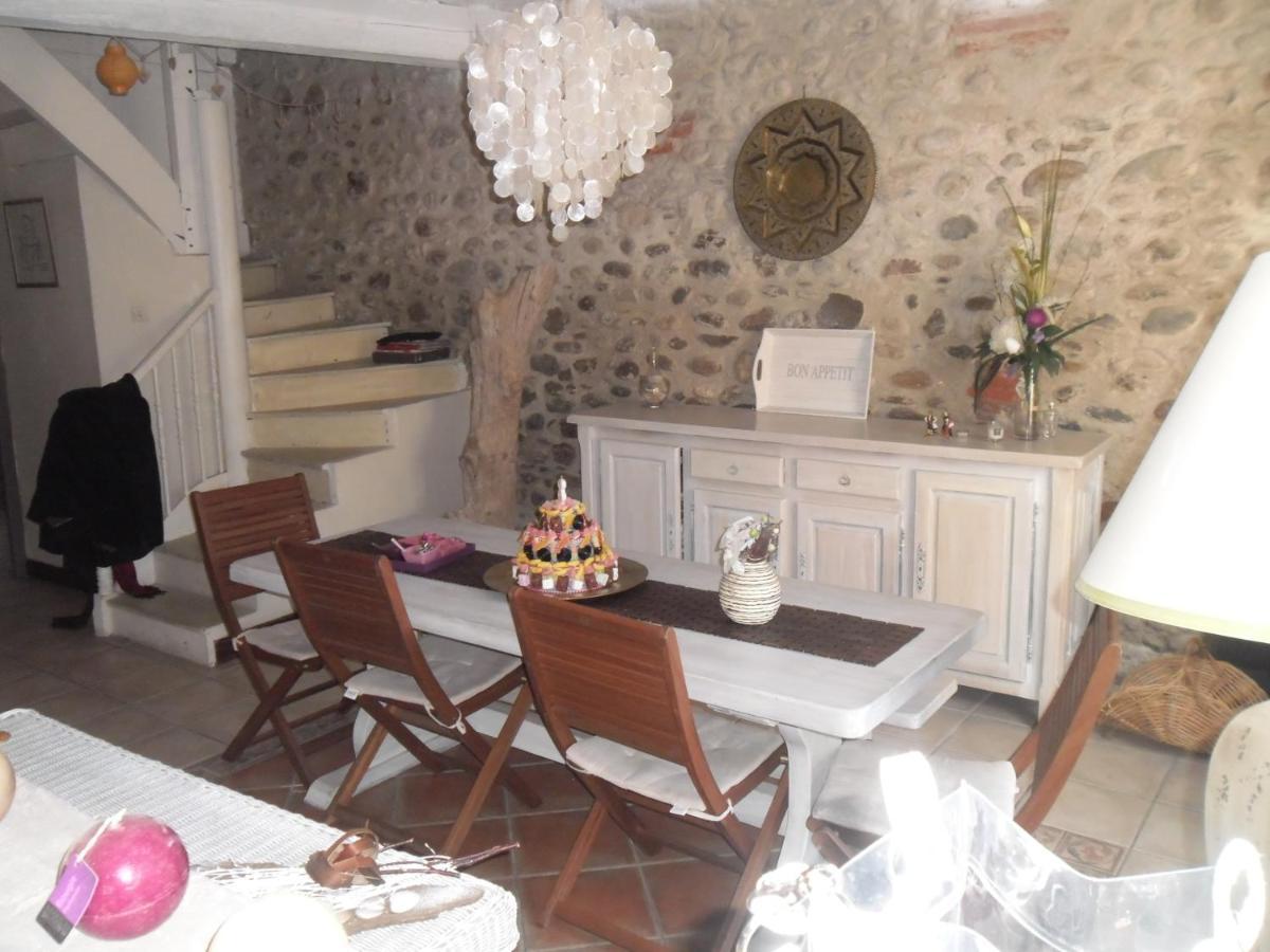 Belle Maison De Caractere Dans Village Et Sa Piscine Privee 7 Pers- 3 Chambres - 12 Rue Emile Zola Millas Buitenkant foto